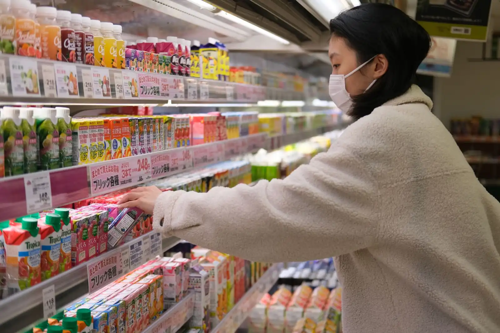 商贸服务中家居用品选购指南：从材质到功能的全维度对比